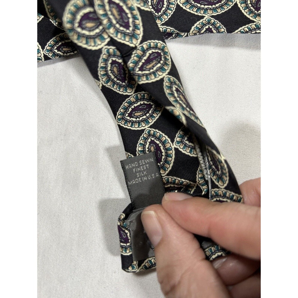 Vintage Robert Talbott Men's Geometric Medallion Design Tie 100% Silk - Picture 2 of 3